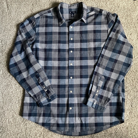 Gap Classic Fit Plaid Button Down Shirt - Picture 3 of 9